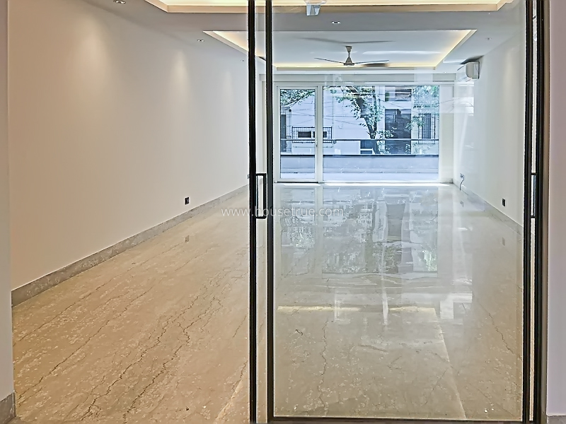 4 BHK Flat For Rent in Green Park Extension