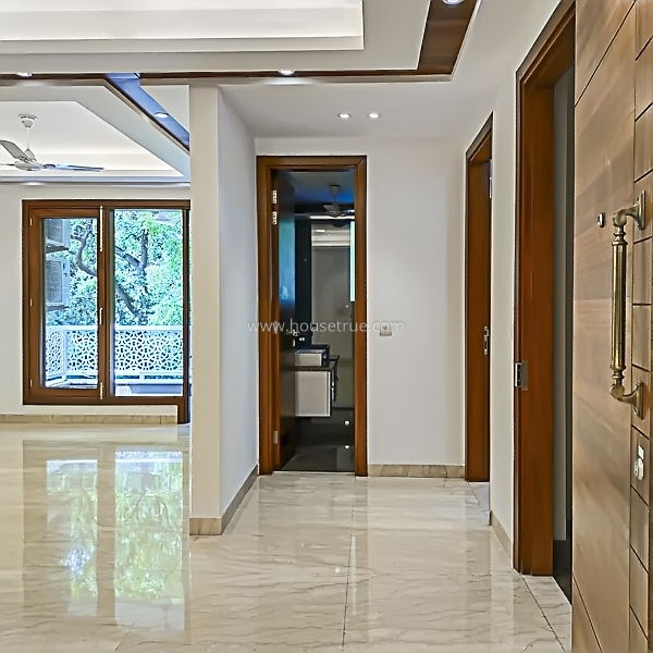 3 BHK Flat For Rent in Nizamuddin East