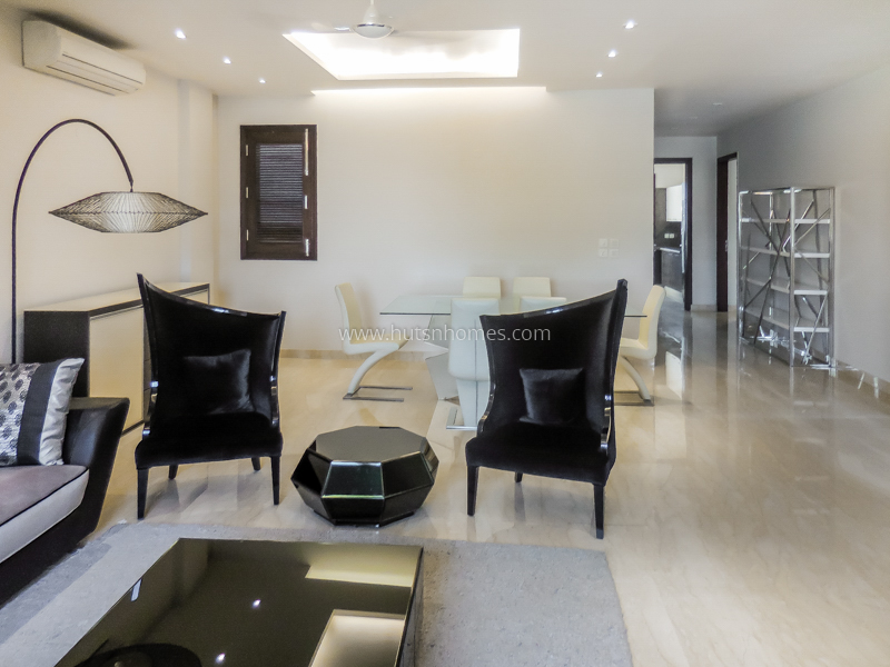 3 BHK Flat For Rent in Defence Colony
