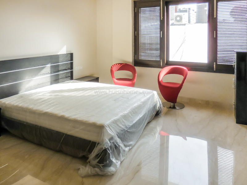 3 BHK Flat For Rent in Defence Colony