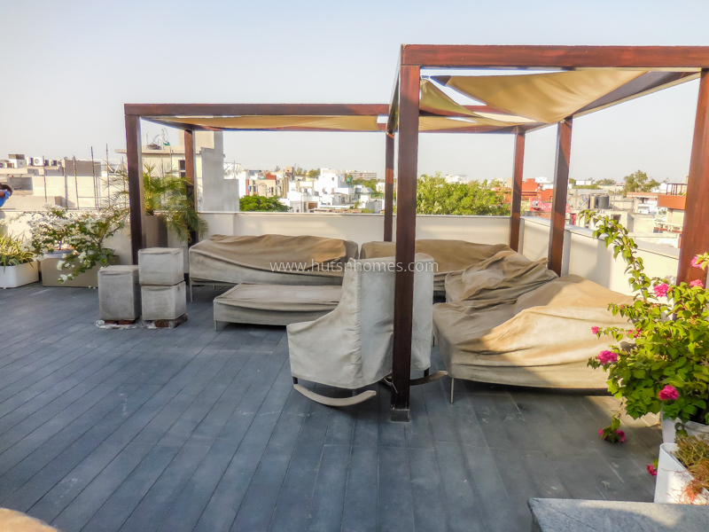 3 BHK Flat For Rent in Defence Colony