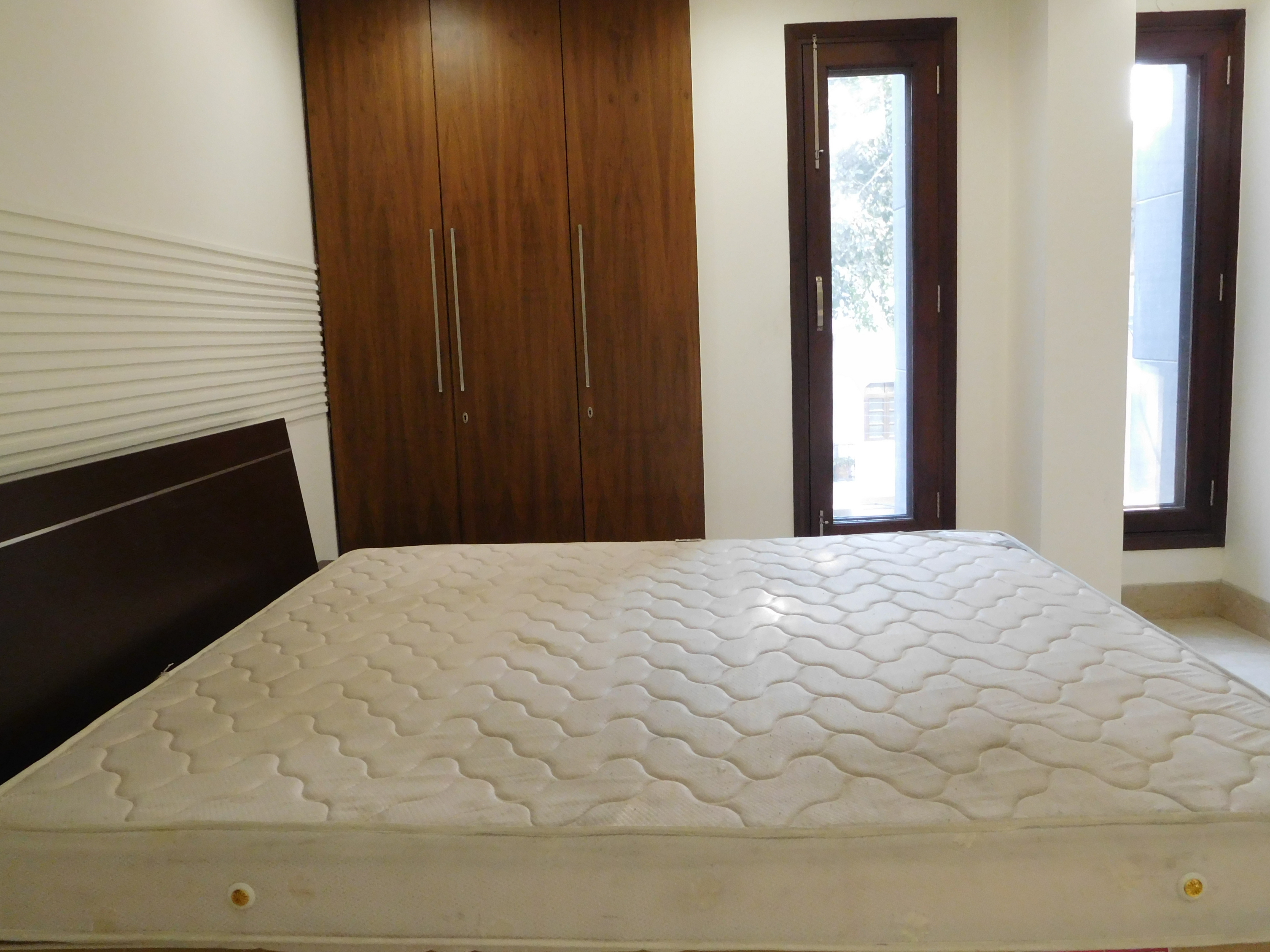 4 BHK Flat For Rent in Anand Niketan