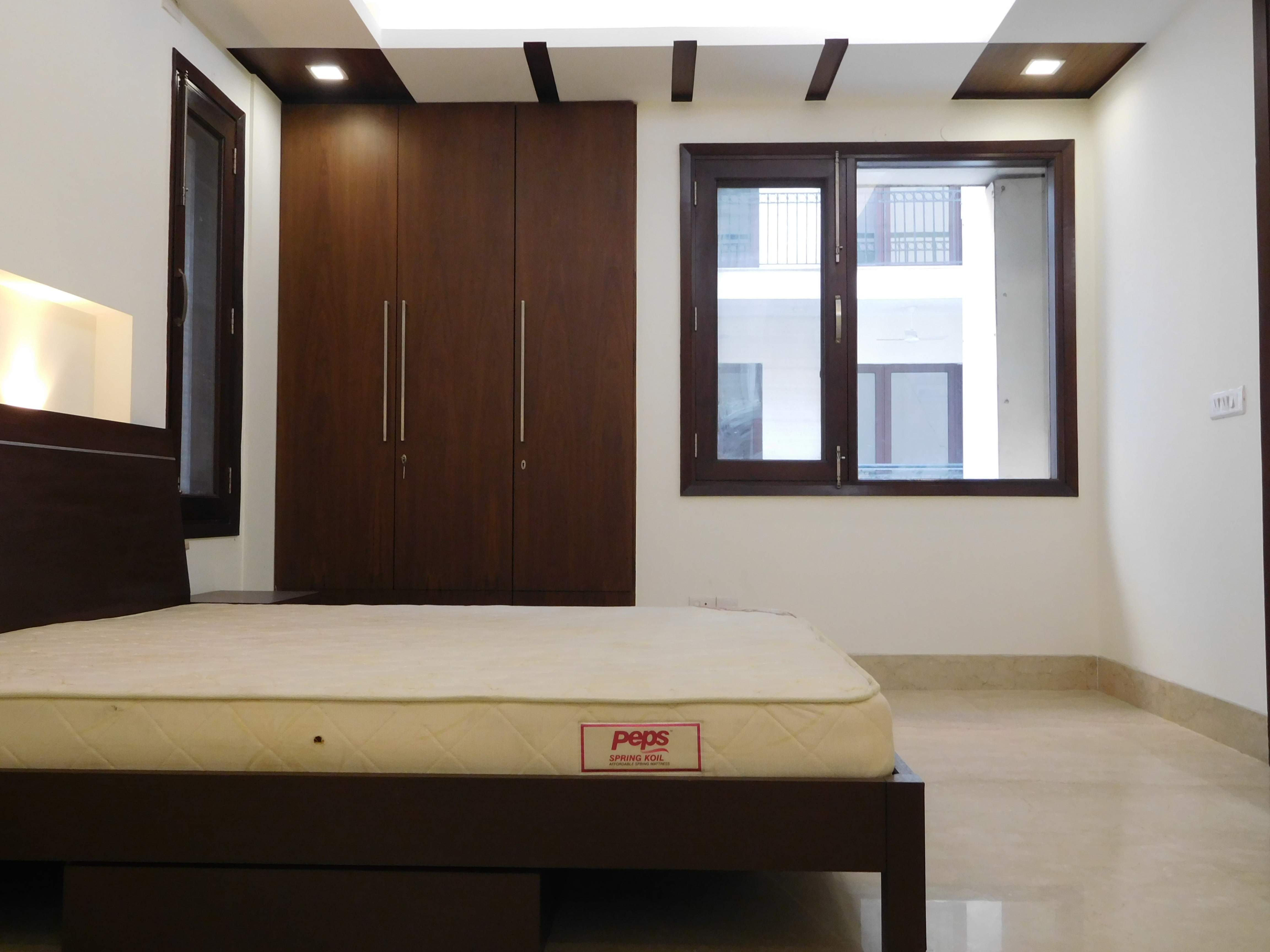 4 BHK Flat For Rent in Anand Niketan