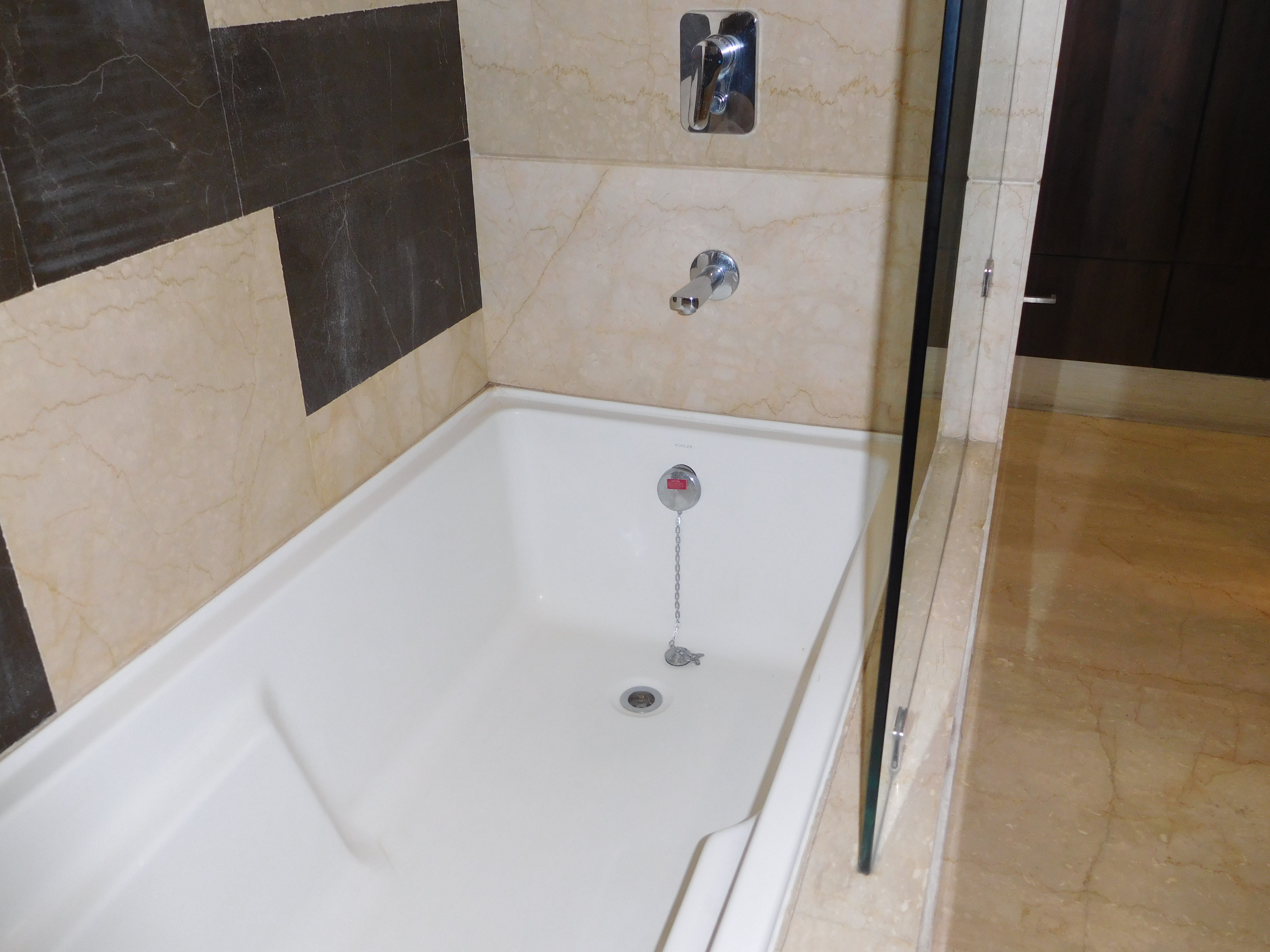 4 BHK Flat For Rent in Anand Niketan