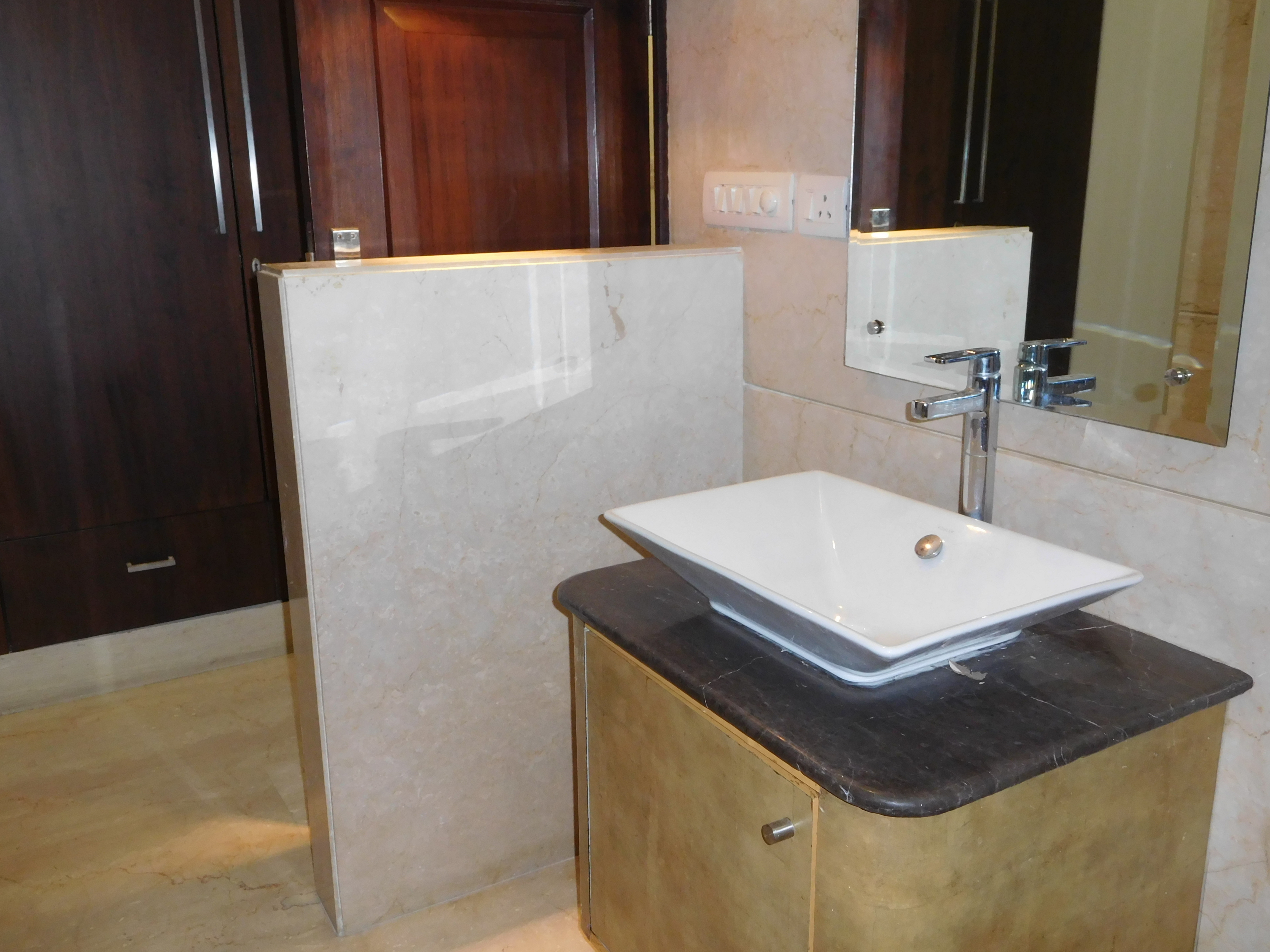 4 BHK Flat For Rent in Anand Niketan