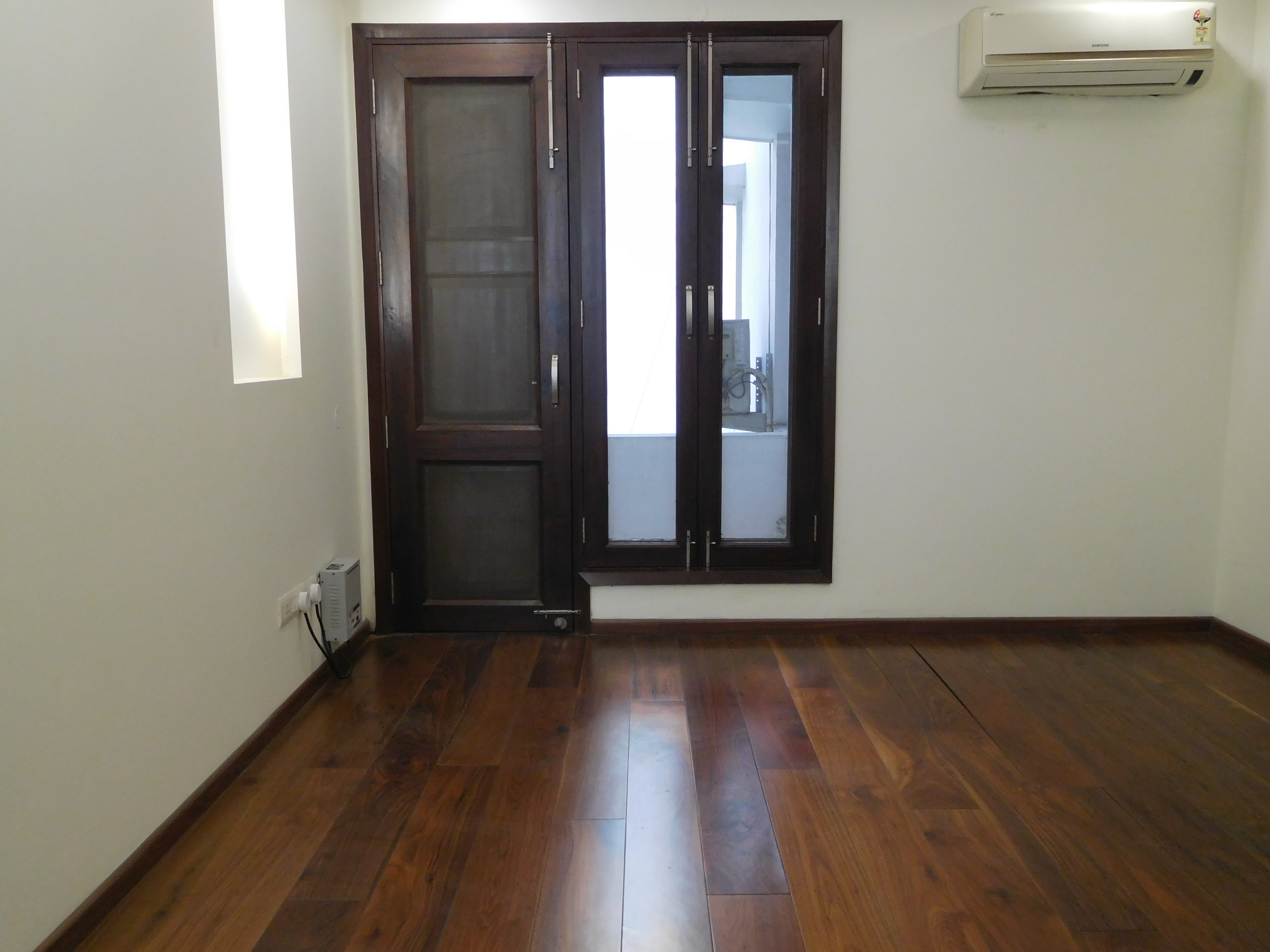 4 BHK Flat For Rent in Anand Niketan