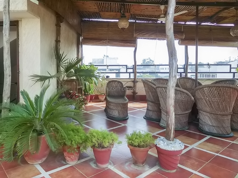 4 BHK Flat For Rent in Anand Niketan