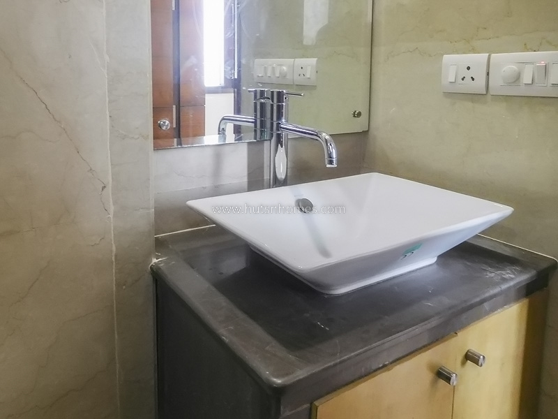 4 BHK Flat For Rent in Anand Niketan