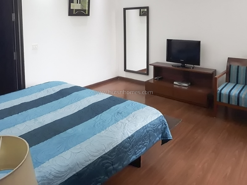 2 BHK Flat For Rent in Defence Colony