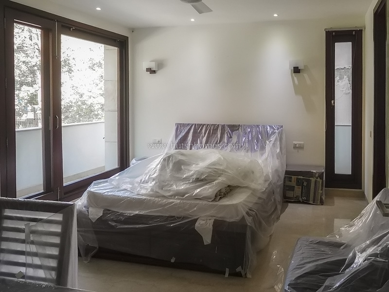 3 BHK Flat For Rent in Defence Colony