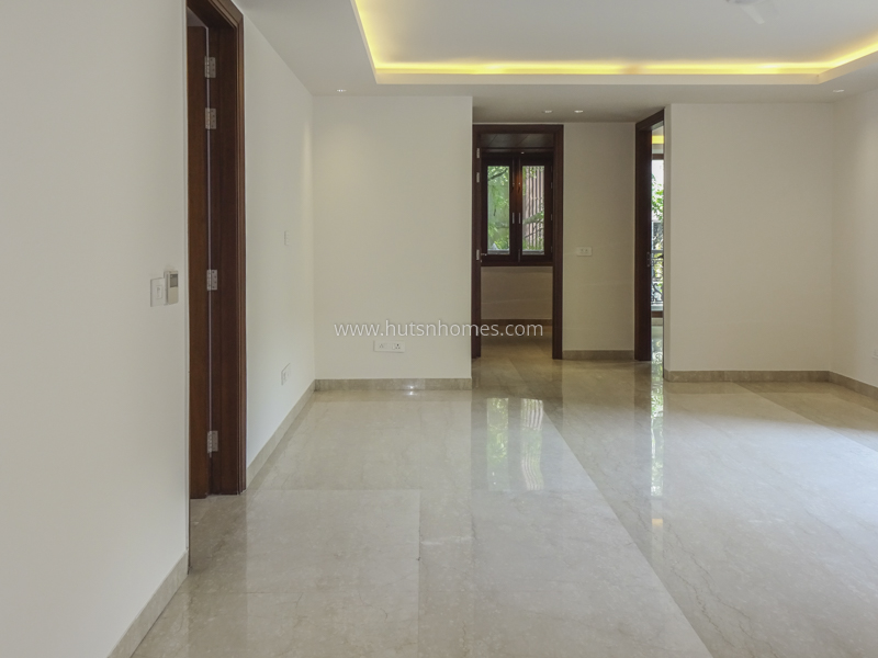 5 BHK Duplex For Sale in Maharani Bagh