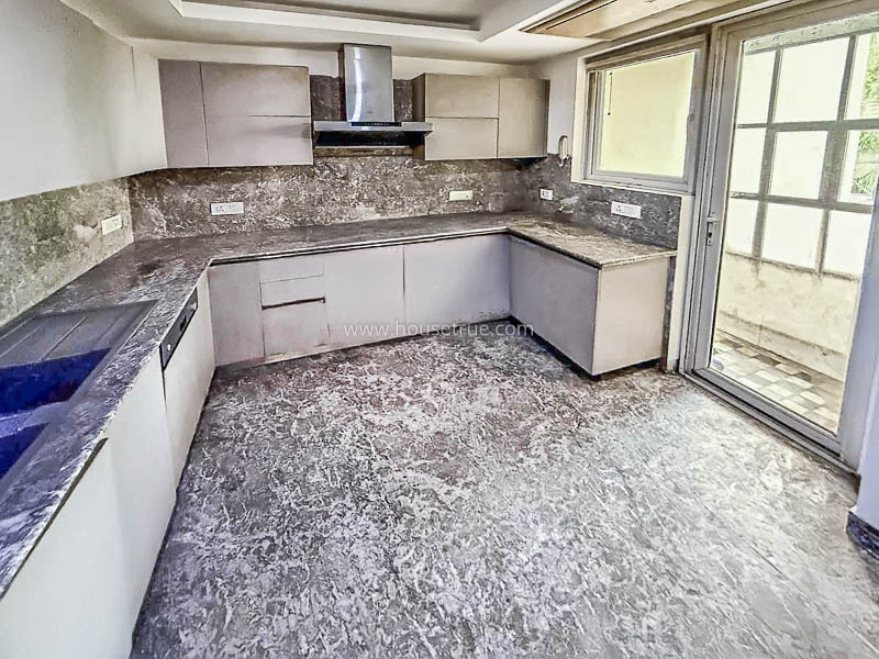 3 BHK Builder Floor For Rent in Defence Colony