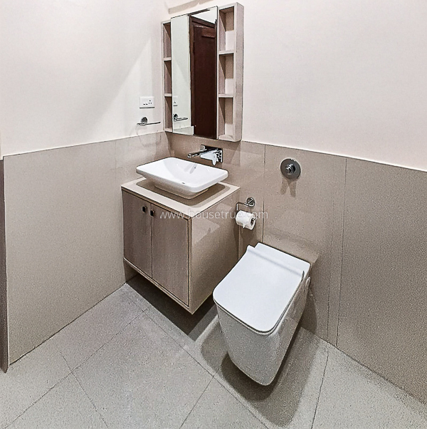 4 BHK Flat For Rent in Defence Colony