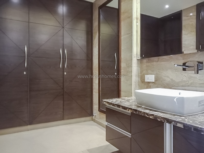 3 BHK Builder Floor For Rent in Vasant Vihar