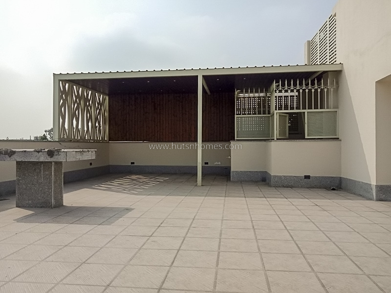 3 BHK Flat For Rent in Vasant Vihar