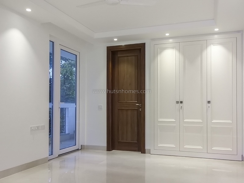 4 BHK Builder Floor For Rent in Vasant Vihar
